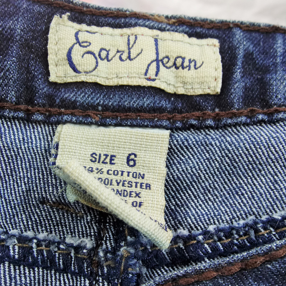 Earl Jeans Embellished Denim Capri Shorts